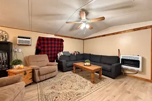 708 Lincoln St, Campbell, TX 75422 - Photo 10