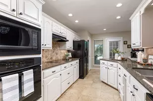 2225 The Crossings Dr, Lowry Crossing, TX 75069 - Photo 2