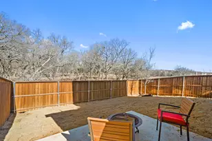 3911 Nature Ct, Denison, TX 75020 - Photo 2