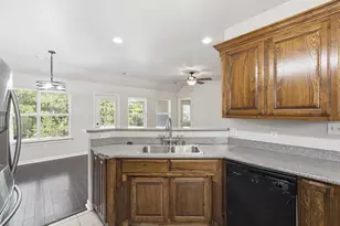 1807 13th St, Bridgeport, TX 76426 - Photo 10