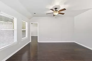 1807 13th St, Bridgeport, TX 76426 - Photo 4