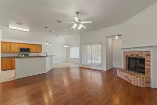 7713 Buck St, North Richland Hills, TX 76182 - Photo 4