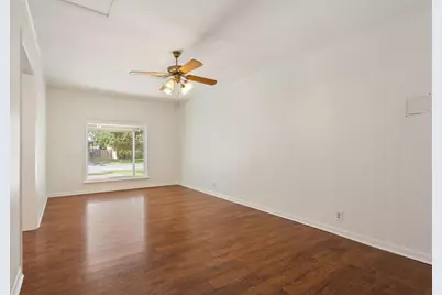 1319 Royal Oaks Drive, Waco, TX 76710 - Photo 12