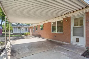 1319 Royal Oaks Dr, Waco, TX 76710 - Photo 26