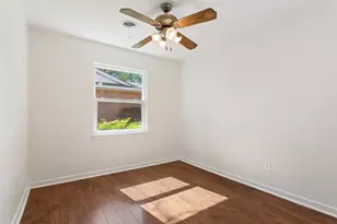 1319 Royal Oaks Dr, Waco, TX 76710 - Photo 22