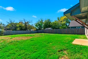 612 W Coffin St, Denison, TX 75020 - Photo 22
