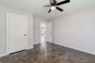 612 W Coffin St, Denison, TX 75020 - Photo 10