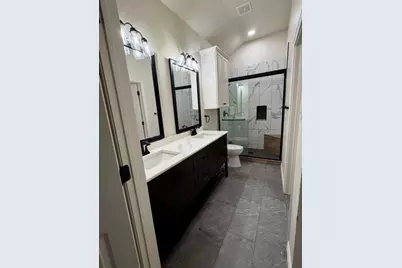 1001 Roberts Bend, Granbury, TX 76048 - Photo 22