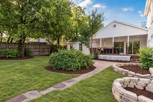 4601 Meadowbrook Dr, Fort Worth, TX 76103 - Photo 4