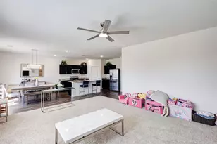 420 Gypsum Ln, Glenn Heights, TX 75154 - Photo 10
