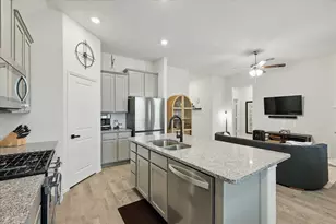 3409 Brady Starr Dr, Aubrey, TX 76227 - Photo 10