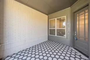 305 Sunset Ln, Fort Worth, TX 76114 - Photo 4