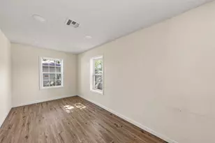 1126 W 7th St, McGregor, TX 76657 - Photo 6
