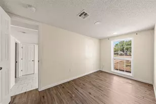 1126 W 7th St, McGregor, TX 76657 - Photo 10