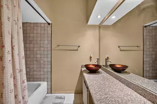 10437 High Hollows Dr, Dallas, TX 75230 - Photo 20