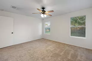 1128 Boxwood Dr, Crowley, TX 76036 - Photo 20