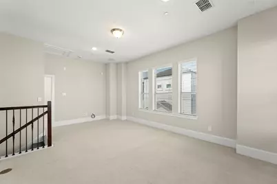 5469 Larkin Street Street #9, Houston, TX 77007 - Photo 22
