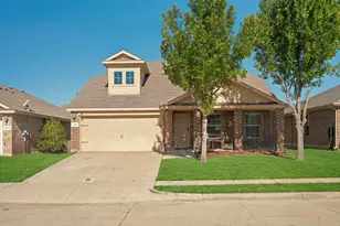 2015 Crosby Dr, Forney, TX 75126 - Photo 2
