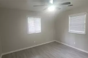 716 N Cummings Dr, Alvarado, TX 76009 - Photo 12