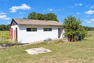 4800 Oak Grove Rd, Ennis, TX 75119 - Photo 32