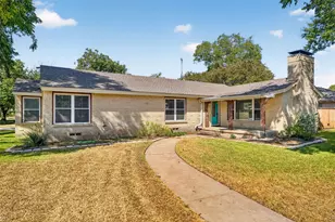 9733 Edgelake Dr, Dallas, TX 75218 - Photo 12