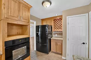 9733 Edgelake Dr, Dallas, TX 75218 - Photo 22