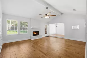 5917 Pleasant Hill Dr, Arlington, TX 76016 - Photo 8