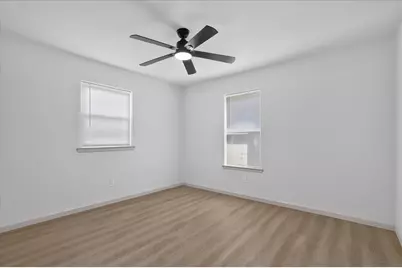 237 E Malone Avenue, Crowley, TX 76036 - Photo 20