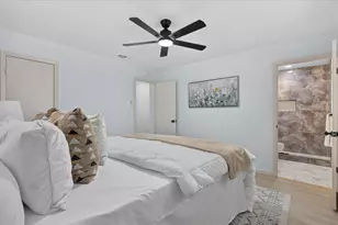 237 E Malone Ave, Crowley, TX 76036 - Photo 14