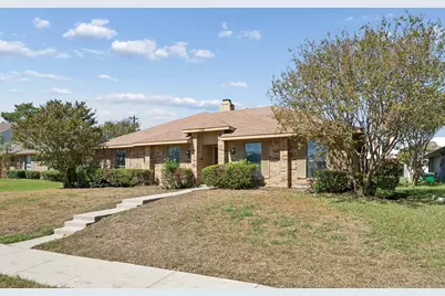 1721 Paxton Drive, Carrollton, TX 75007 - Photo 2