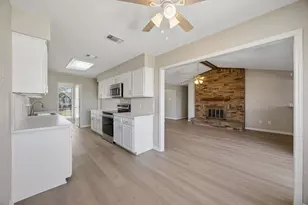 1721 Paxton Dr, Carrollton, TX 75007 - Photo 10