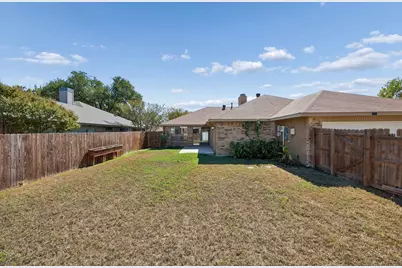 1721 Paxton Drive, Carrollton, TX 75007 - Photo 24