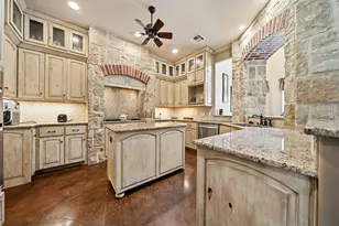 1021 Cascade Trail, McGregor, TX 76657 - Photo 12