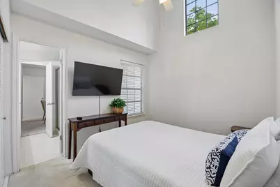 623 Rancho Circle, Irving, TX 75063 - Photo 22