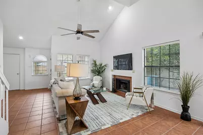 623 Rancho Circle, Irving, TX 75063 - Photo 8