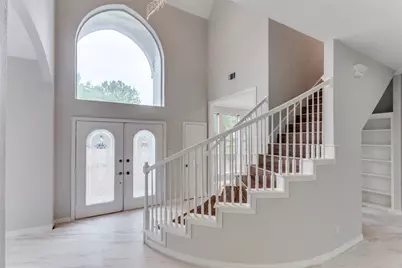 6315 Millwood Court, Arlington, TX 76016 - Photo 2