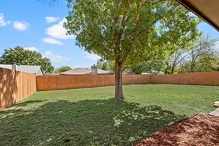 7512 Clover Ln, Watauga, TX 76148 - Photo 22