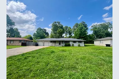 117 E Hoyt Drive, Longview, TX 75601 - Photo 1