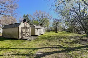 122 Robertson St, Sulphur Springs, TX 75482 - Photo 28