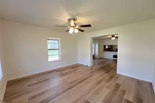 122 Robertson St, Sulphur Springs, TX 75482 - Photo 4