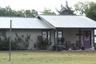 402 Cleveland St, Bailey, TX 75452 - Photo 2