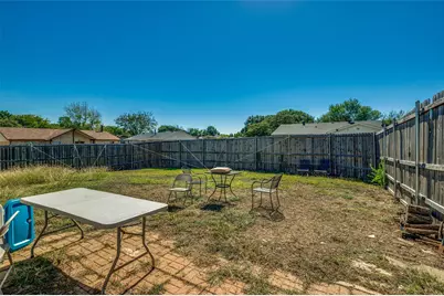 1202 Canyon Oaks Drive, Lancaster, TX 75146 - Photo 24