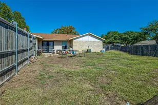 1202 Canyon Oaks Dr, Lancaster, TX 75146 - Photo 22