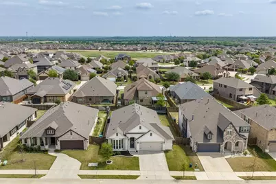 9201 Amistad Lane, Denton, TX 76226 - Photo 4