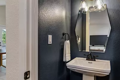 2107 Elmwood Boulevard, Dallas, TX 75224 - Photo 24