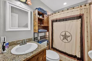 504 W Clay St, Montague, TX 76251 - Photo 18