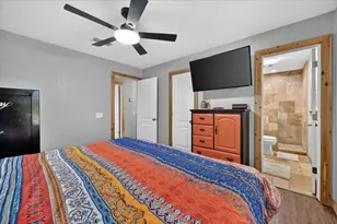 504 W Clay St, Montague, TX 76251 - Photo 12