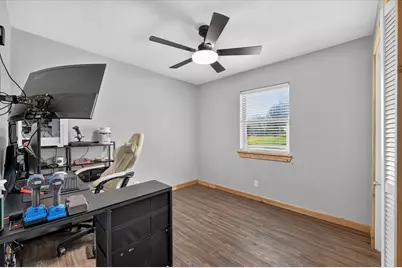 504 W Clay Street, Montague, TX 76251 - Photo 16