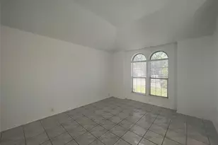 8059 Raleigh Ct, Fort Worth, TX 76123 - Photo 4