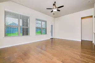 7024 Mapleshade Way, Little Elm, TX 76227 - Photo 4